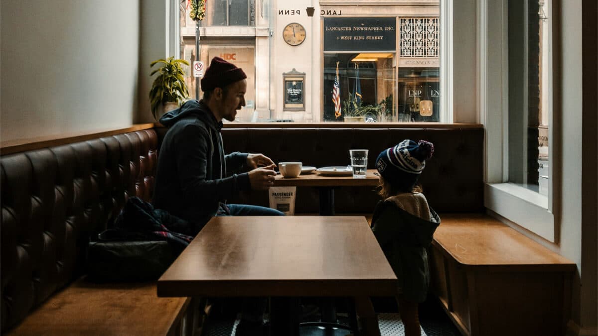 Kavárna s dětským koutkem — rodinná kavárna s hřištěm pro děti